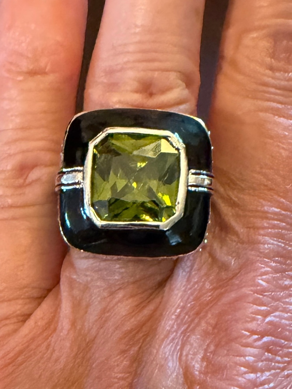🐼 Silver and Green Gemstones Square Ring with Black Enamel, size 6 #0187